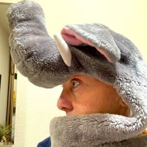 UNBRANDED Stuffed Elephant Kids Faux Fur Hooded Hat Scarf with Pockets Unisex